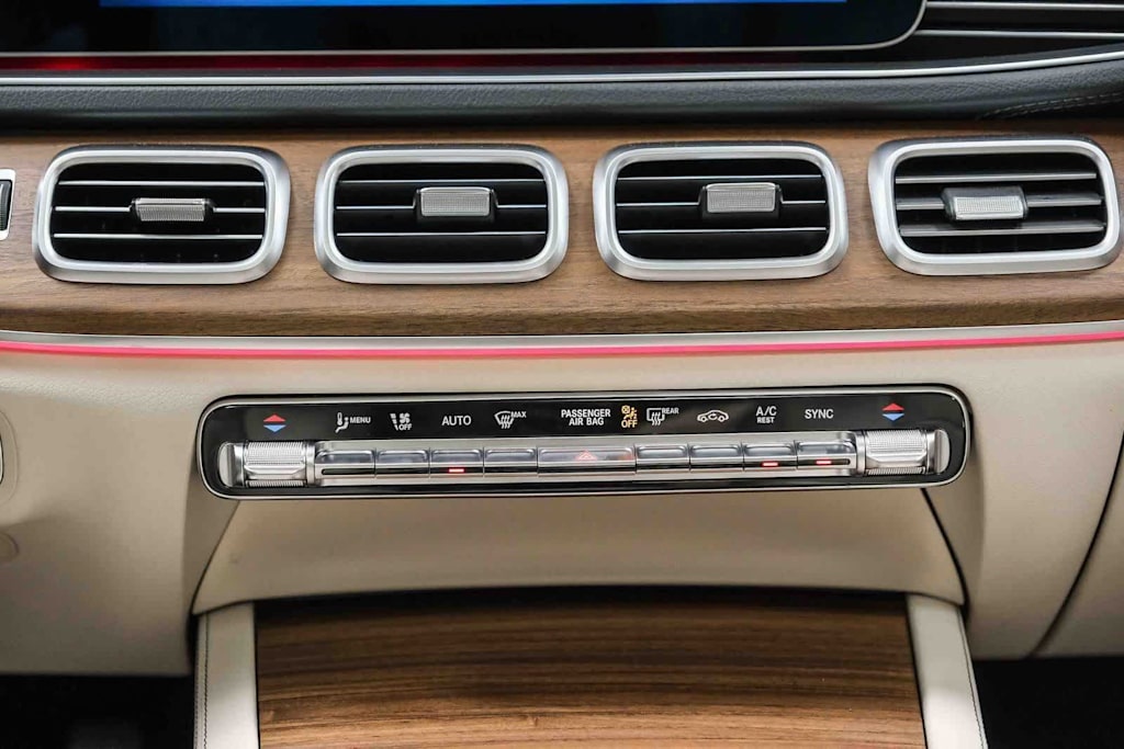 Thumbnail: 2026 Mercedes-Benz GLS - 22