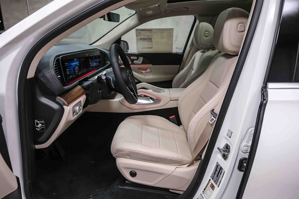 Thumbnail: 2026 Mercedes-Benz GLS - 12