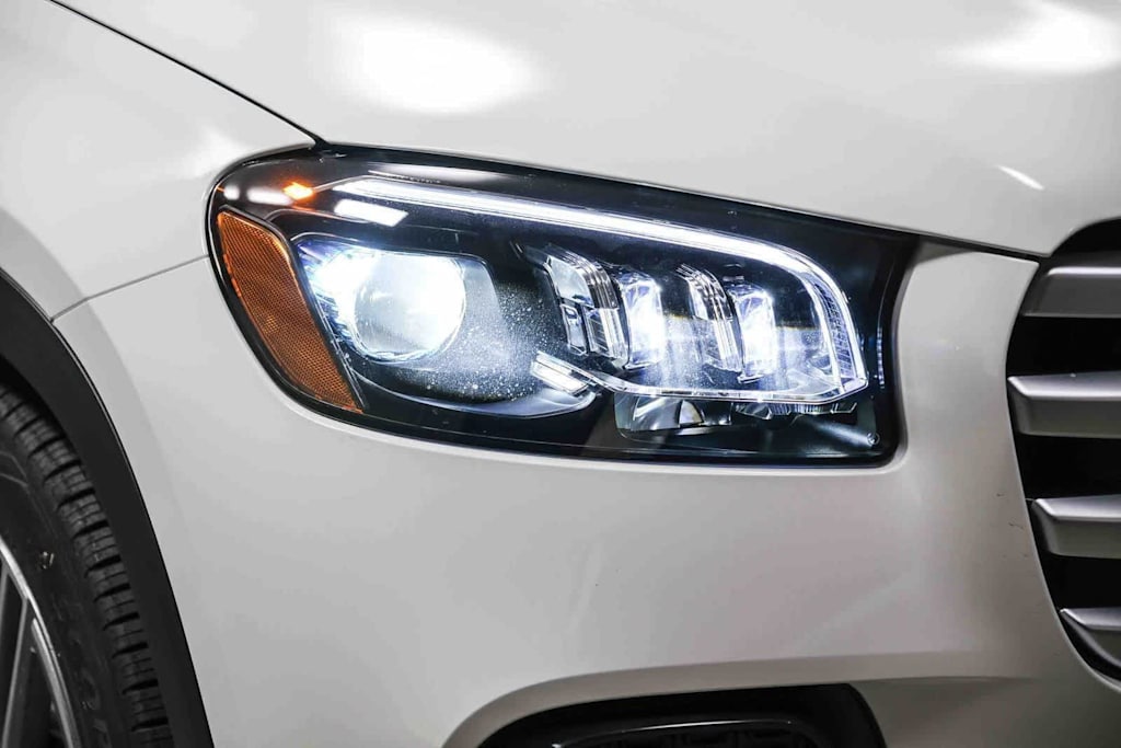 Thumbnail: 2026 Mercedes-Benz GLS - 21