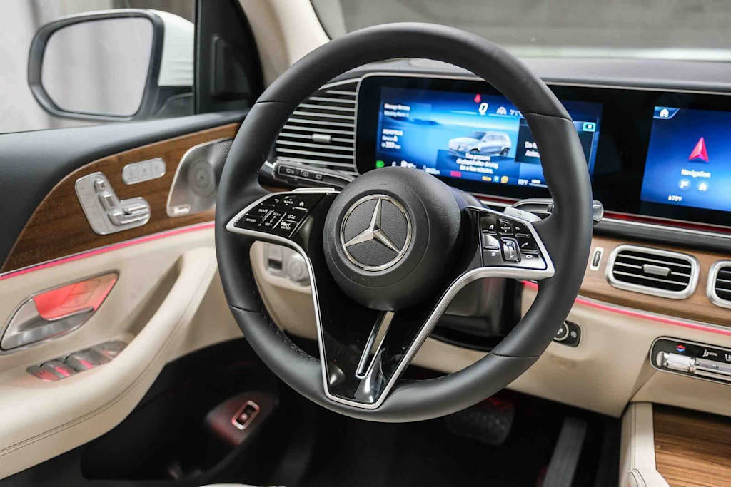 Thumbnail: 2026 Mercedes-Benz GLS - 10