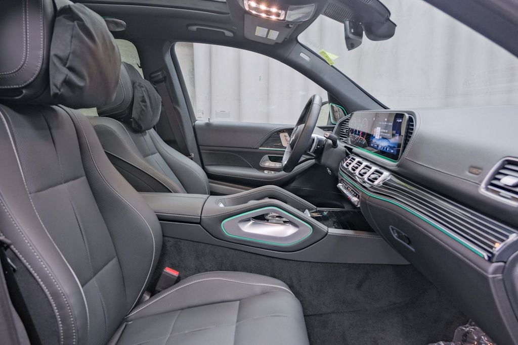 Thumbnail: 2025 Mercedes-Benz GLS - 9