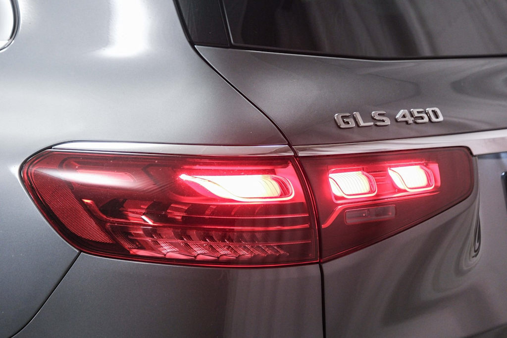 Thumbnail: 2025 Mercedes-Benz GLS - 16