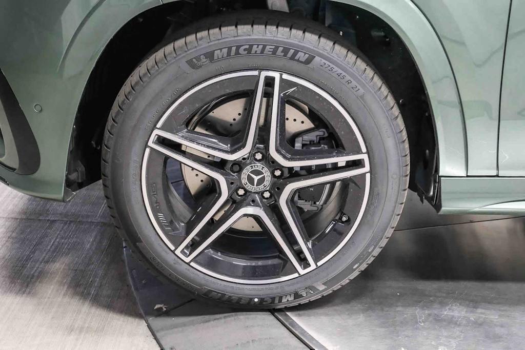 Thumbnail: 2026 Mercedes-Benz GLS - 19