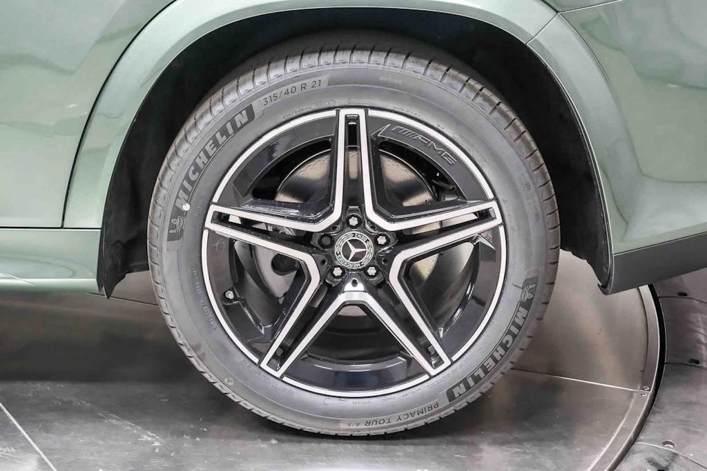 Thumbnail: 2026 Mercedes-Benz GLS - 8