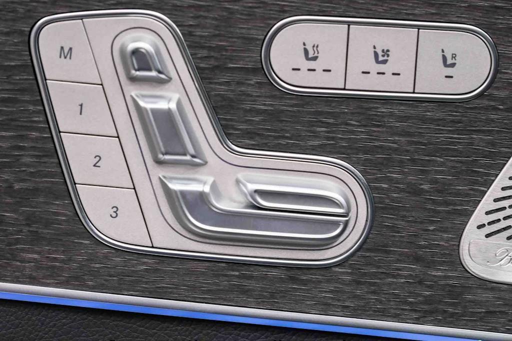 Thumbnail: 2026 Mercedes-Benz GLS - 26