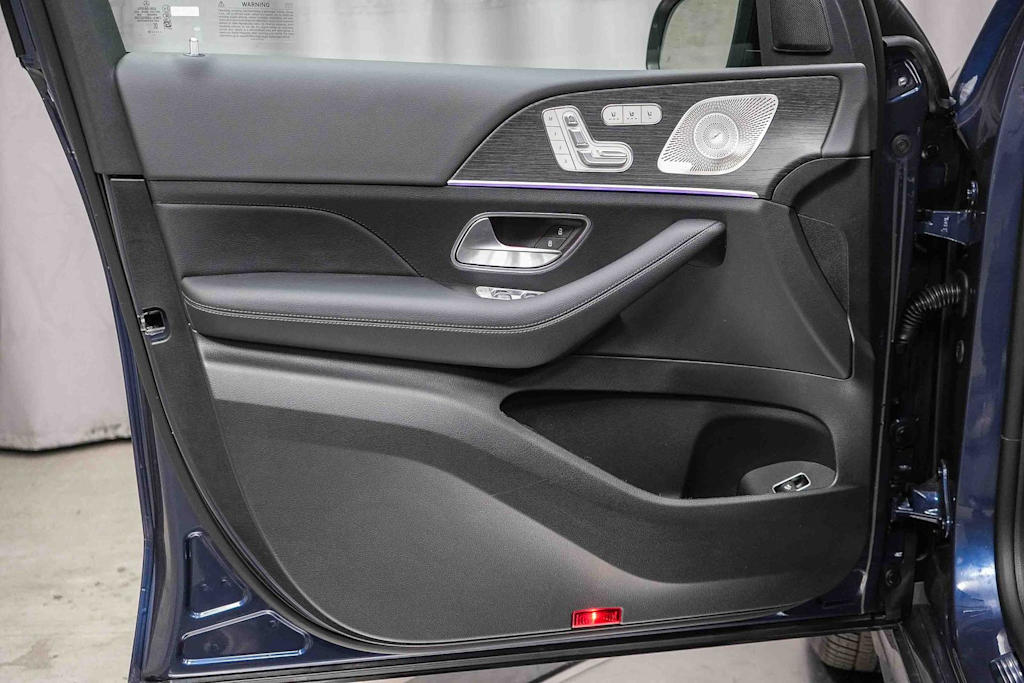 Thumbnail: 2026 Mercedes-Benz GLS - 24