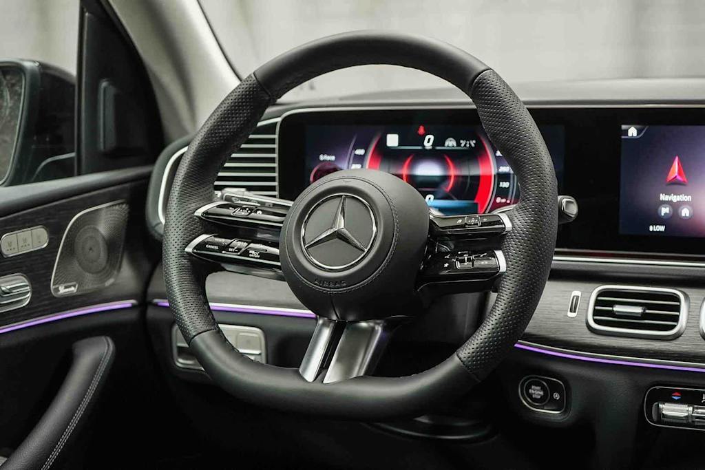 Thumbnail: 2026 Mercedes-Benz GLS - 8