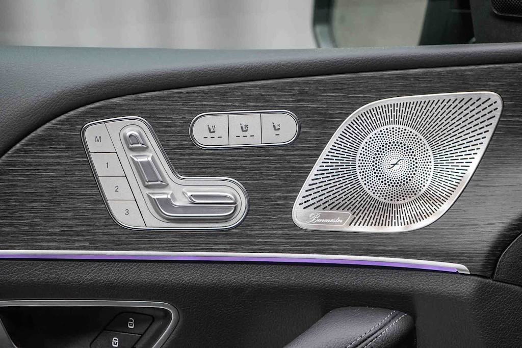 Thumbnail: 2026 Mercedes-Benz GLS - 26