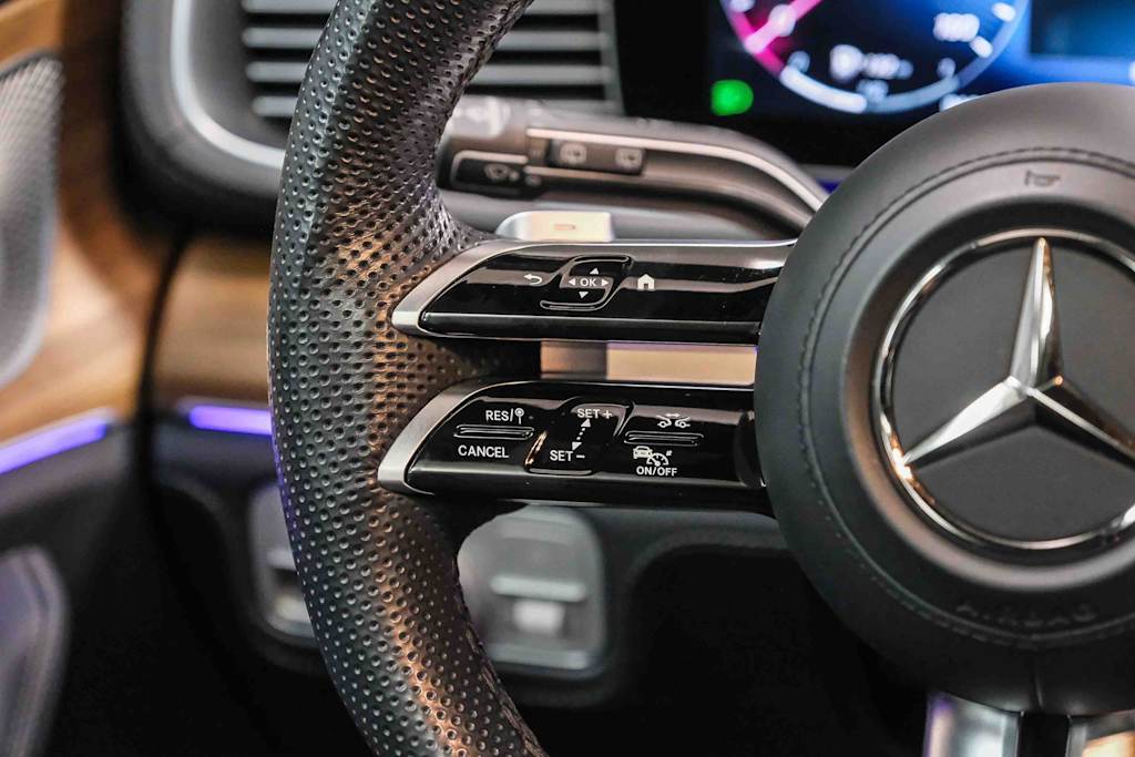 Thumbnail: 2024 Mercedes-Benz GLS - 27