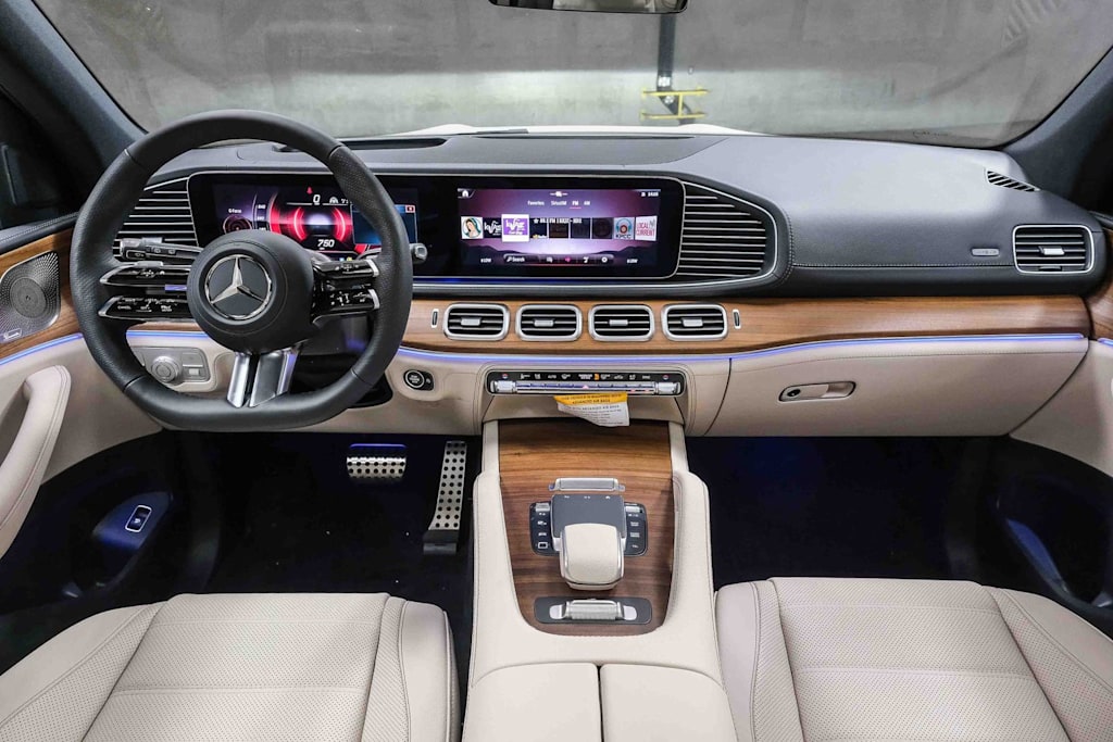 Thumbnail: 2026 Mercedes-Benz GLS - 2