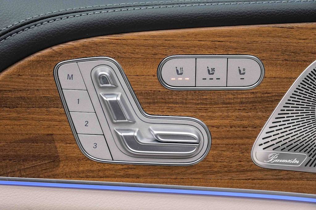 Thumbnail: 2026 Mercedes-Benz GLS - 32