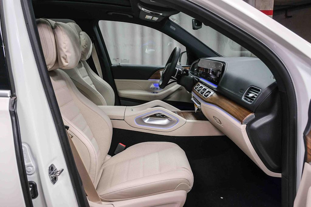Thumbnail: 2026 Mercedes-Benz GLS - 11