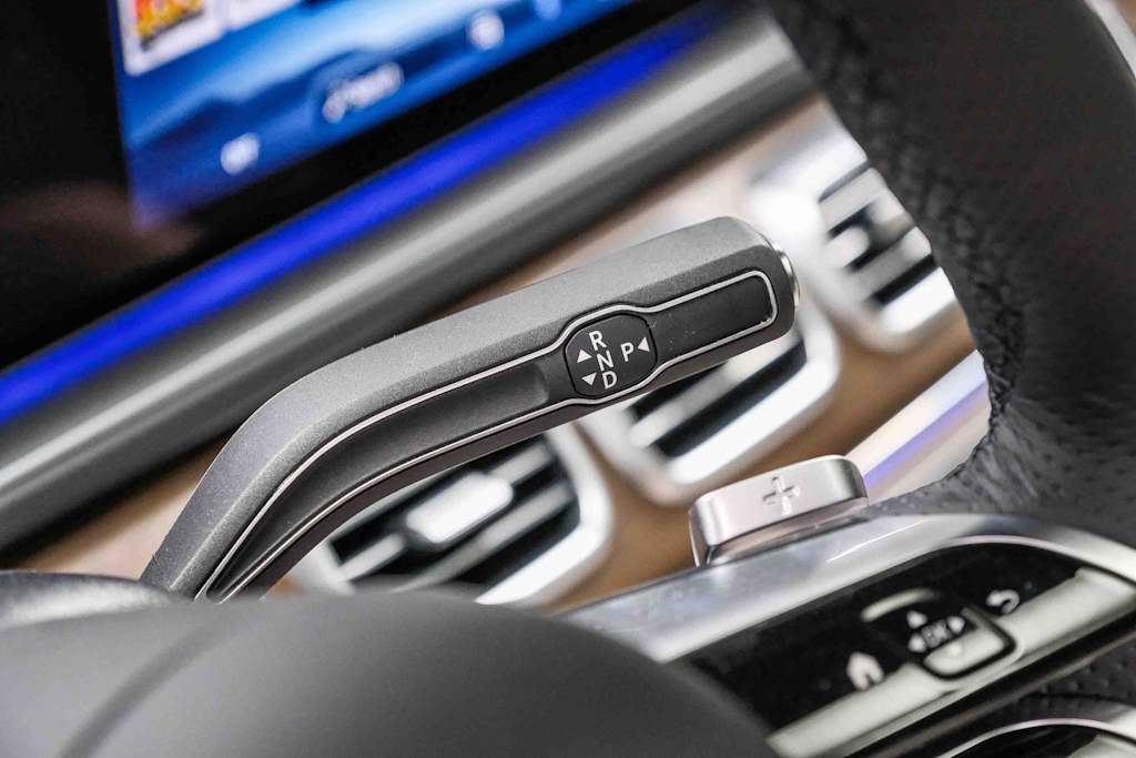 Thumbnail: 2026 Mercedes-Benz GLS - 29