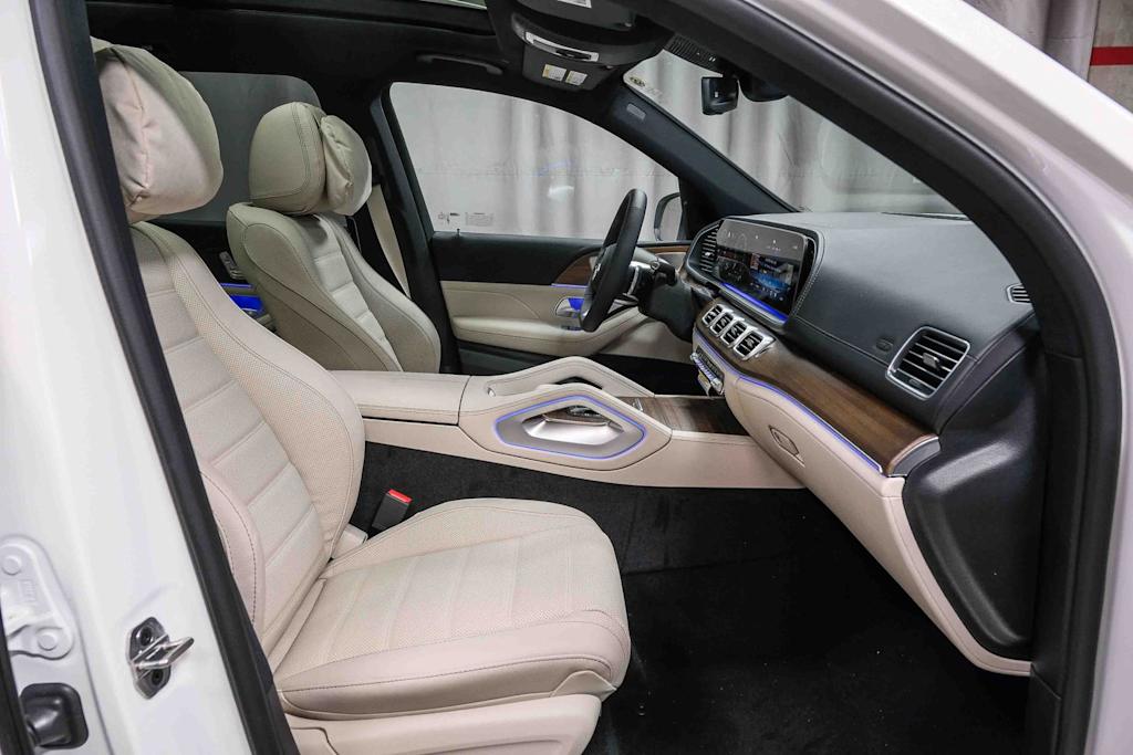 Thumbnail: 2026 Mercedes-Benz GLS - 10