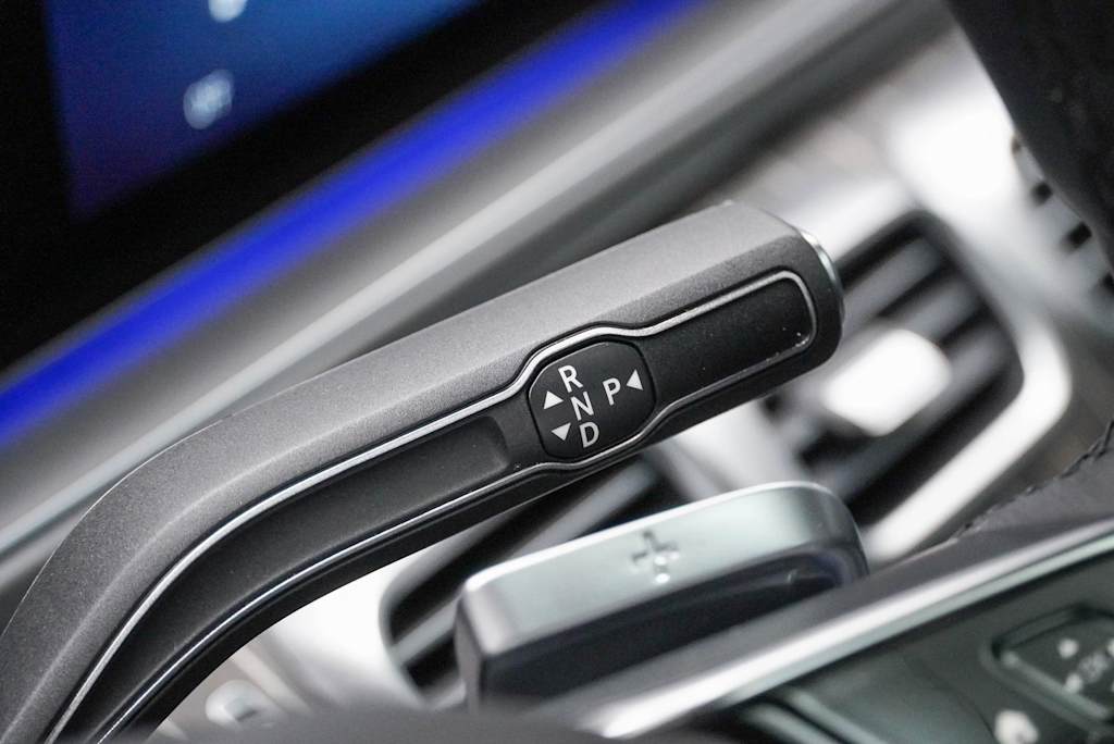2025 Mercedes-Benz GLS Maybach GLS 600 32