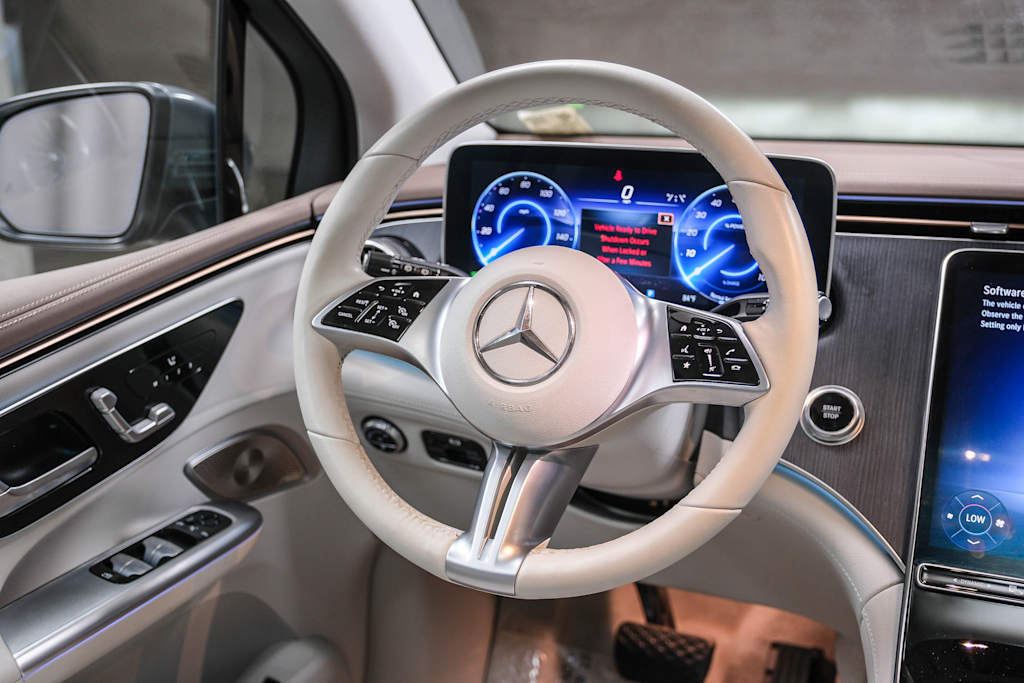 Thumbnail: 2023 Mercedes-Benz EQE - 9