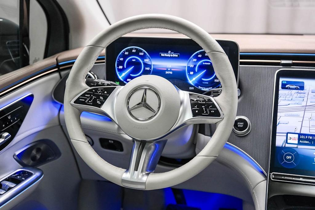 Thumbnail: 2023 Mercedes-Benz EQE - 8