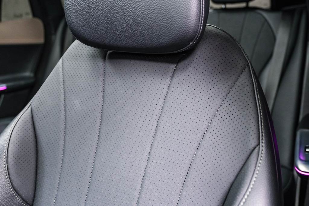 Thumbnail: 2023 Mercedes-Benz EQE - 23