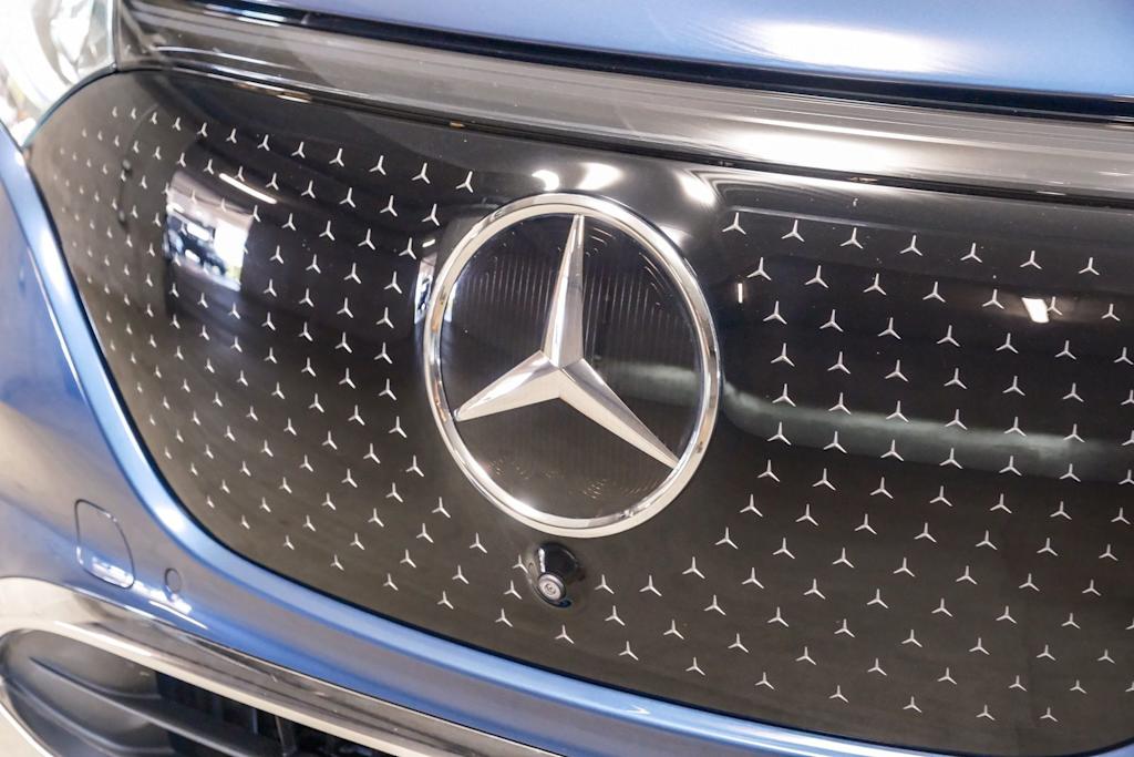Thumbnail: 2023 Mercedes-Benz EQE - 7