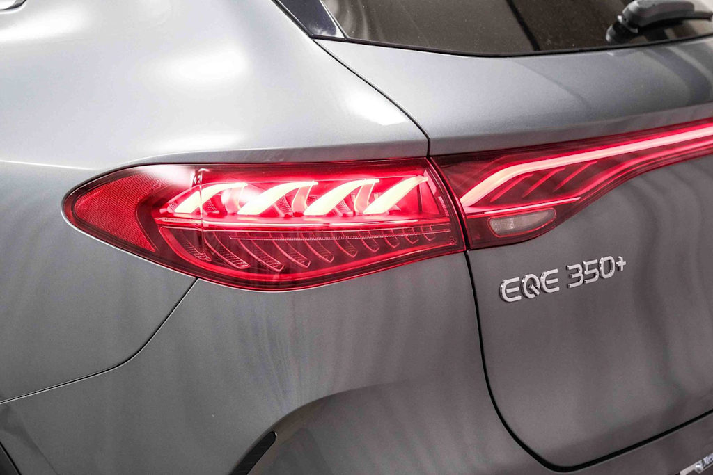 Thumbnail: 2023 Mercedes-Benz EQE - 7