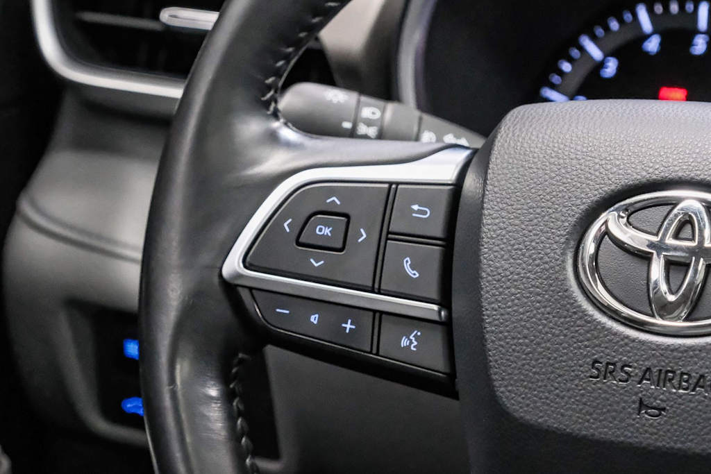 Thumbnail: 2020 Toyota Highlander - 26