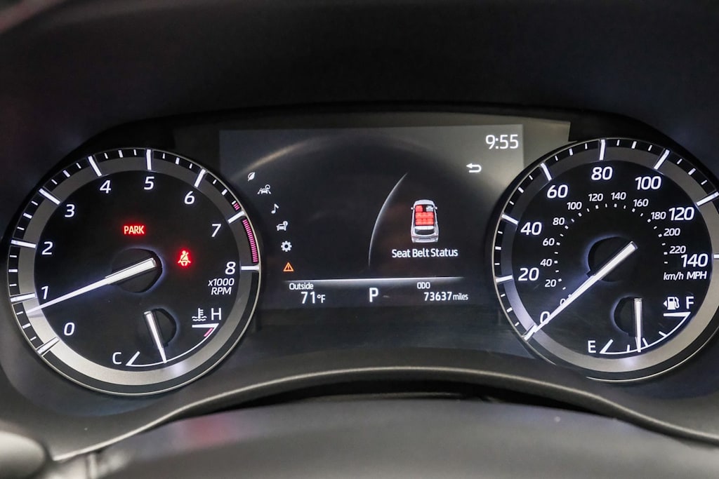 Thumbnail: 2020 Toyota Highlander - 16