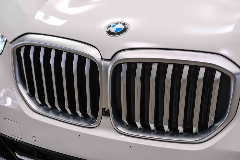 Thumbnail: 2025 BMW X5 - 7