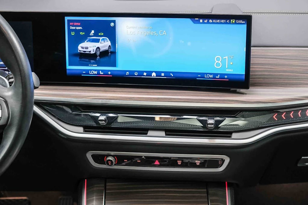 Thumbnail: 2025 BMW X5 - 14