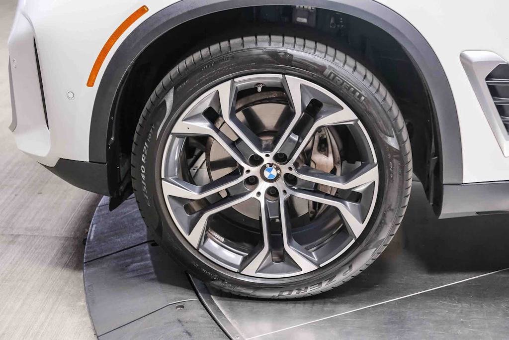 Thumbnail: 2025 BMW X5 - 20
