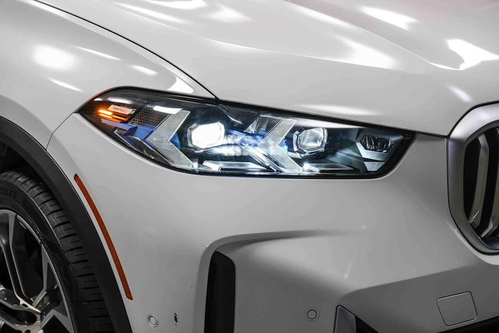 Thumbnail: 2025 BMW X5 - 23