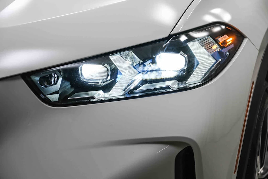 Thumbnail: 2025 BMW X5 - 22