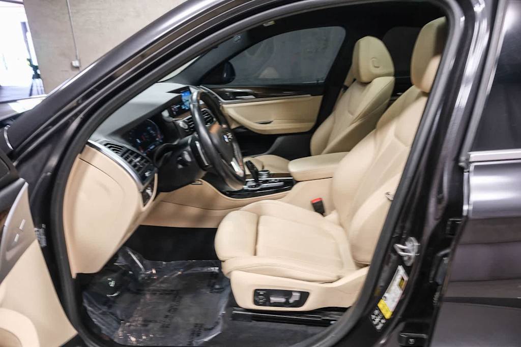 Thumbnail: 2020 BMW X4 - 12