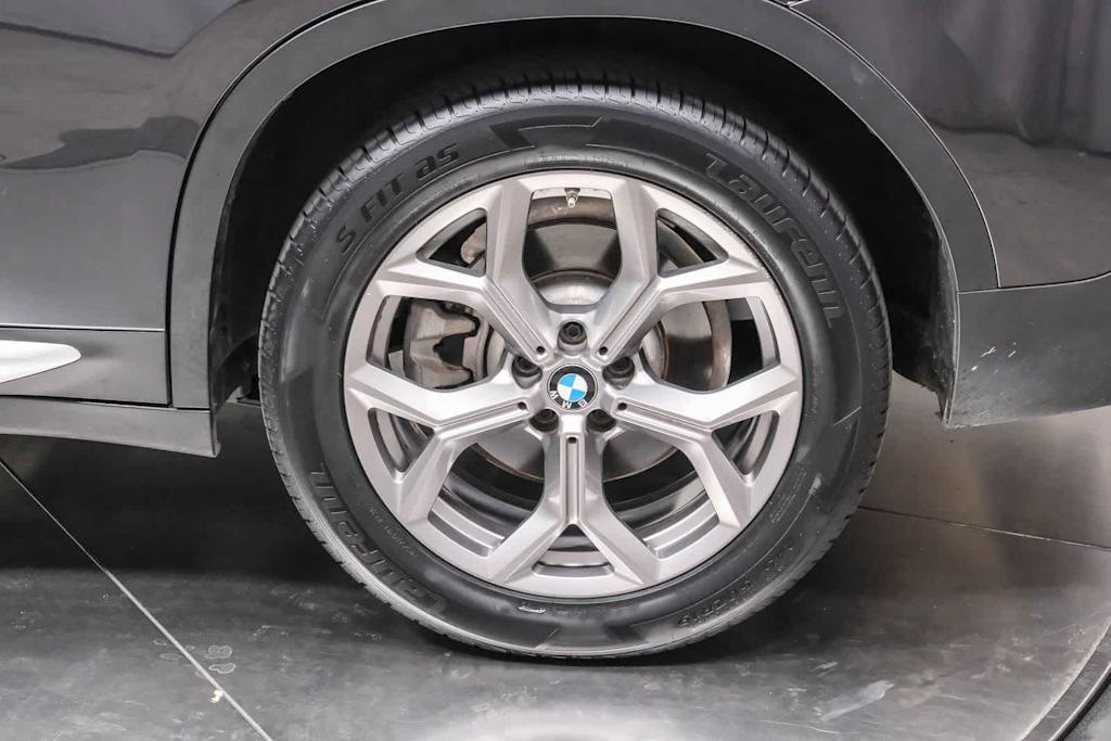Thumbnail: 2020 BMW X4 - 8