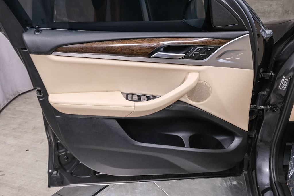 Thumbnail: 2020 BMW X4 - 29