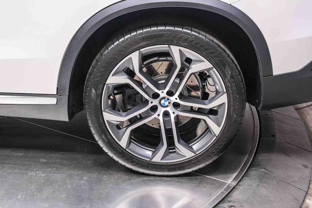 Thumbnail: 2020 BMW X5 - 8