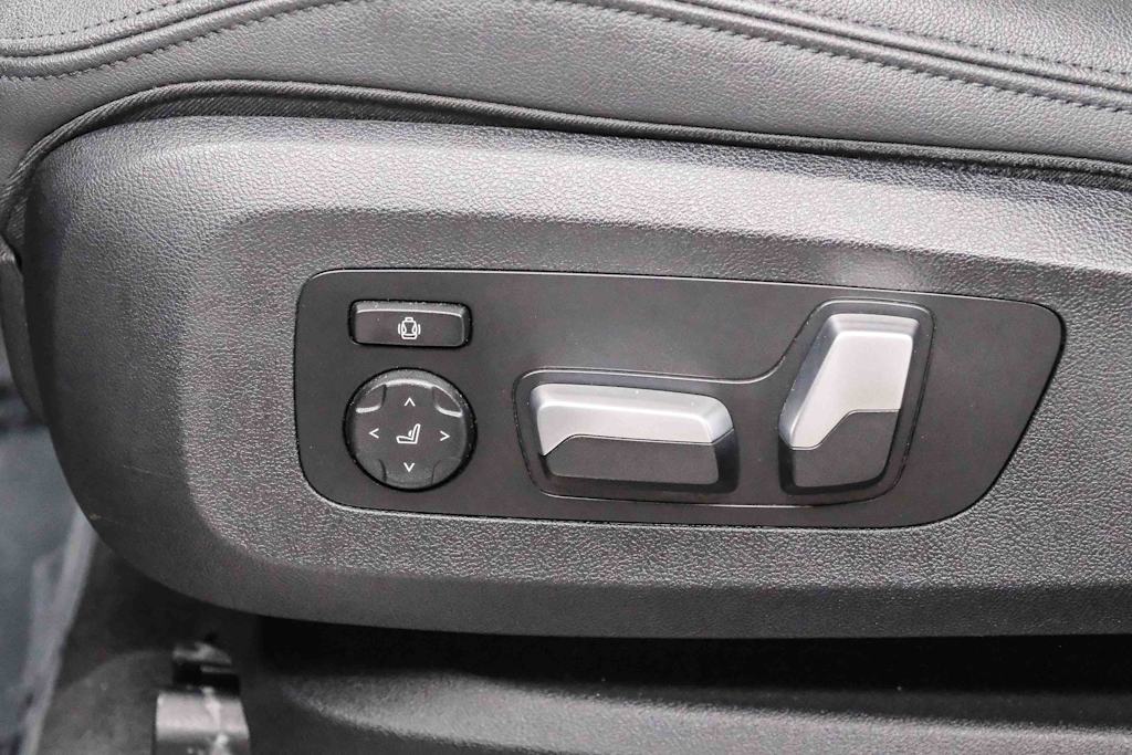 Thumbnail: 2020 BMW X5 - 28