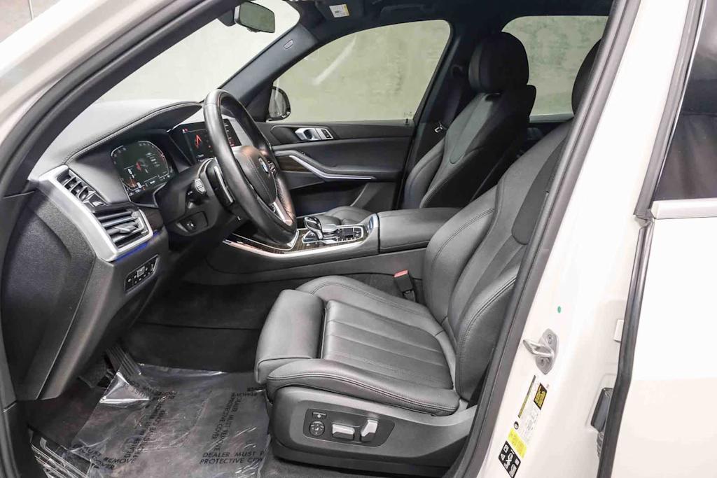 Thumbnail: 2021 BMW X5 - 12