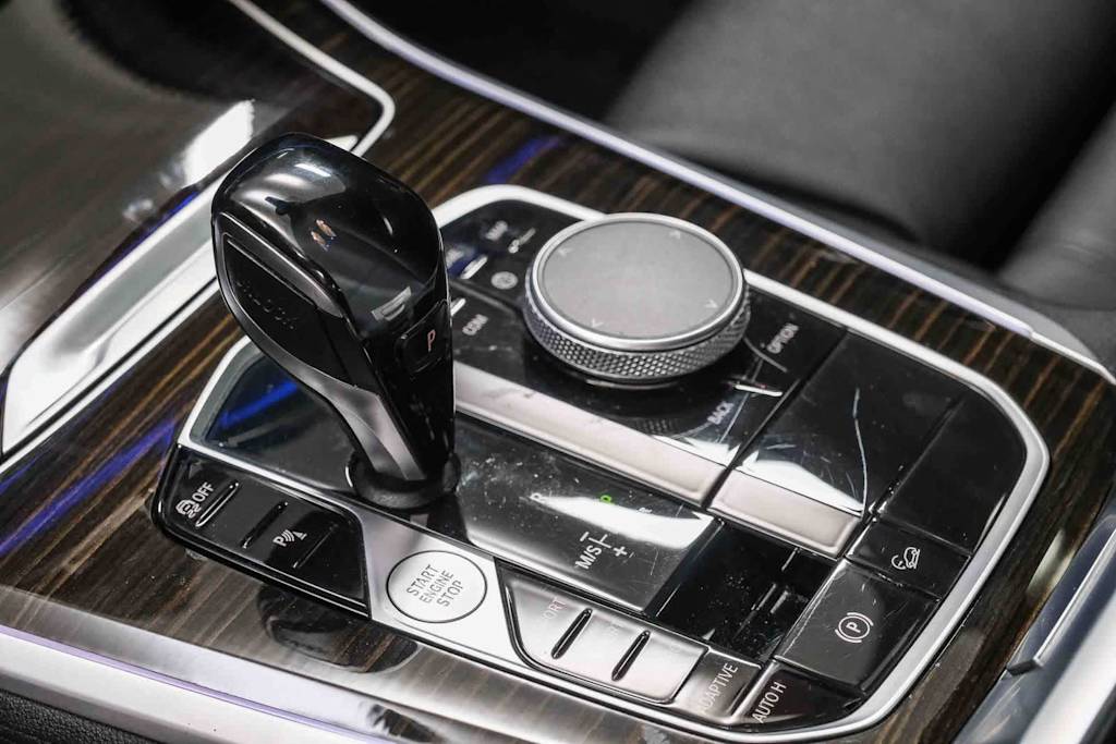 Thumbnail: 2021 BMW X5 - 9