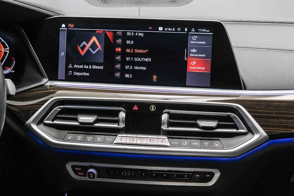 Thumbnail: 2021 BMW X5 - 14
