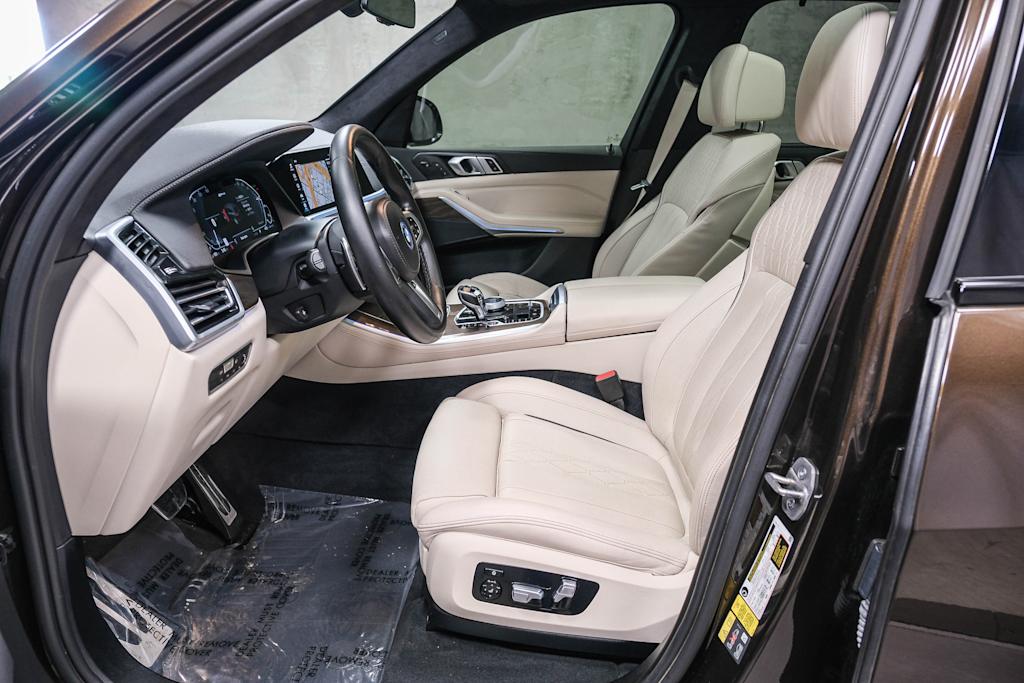 Thumbnail: 2022 BMW X5 - 11