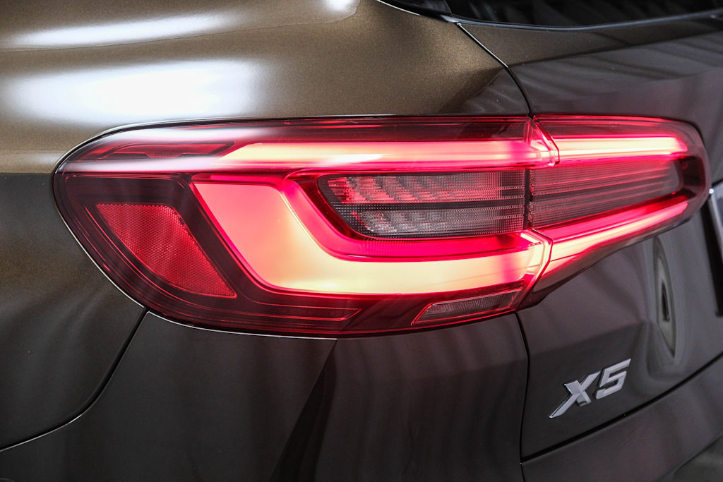 Thumbnail: 2022 BMW X5 - 18