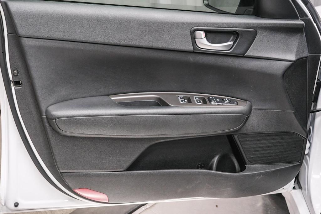 Thumbnail: 2019 Kia Optima - 27