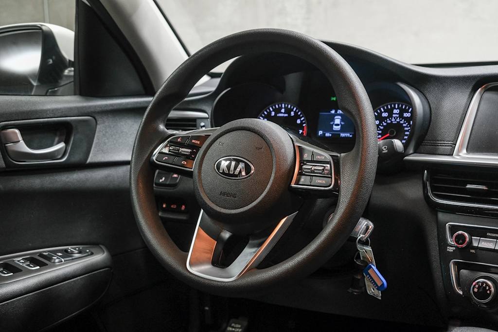 Thumbnail: 2019 Kia Optima - 8