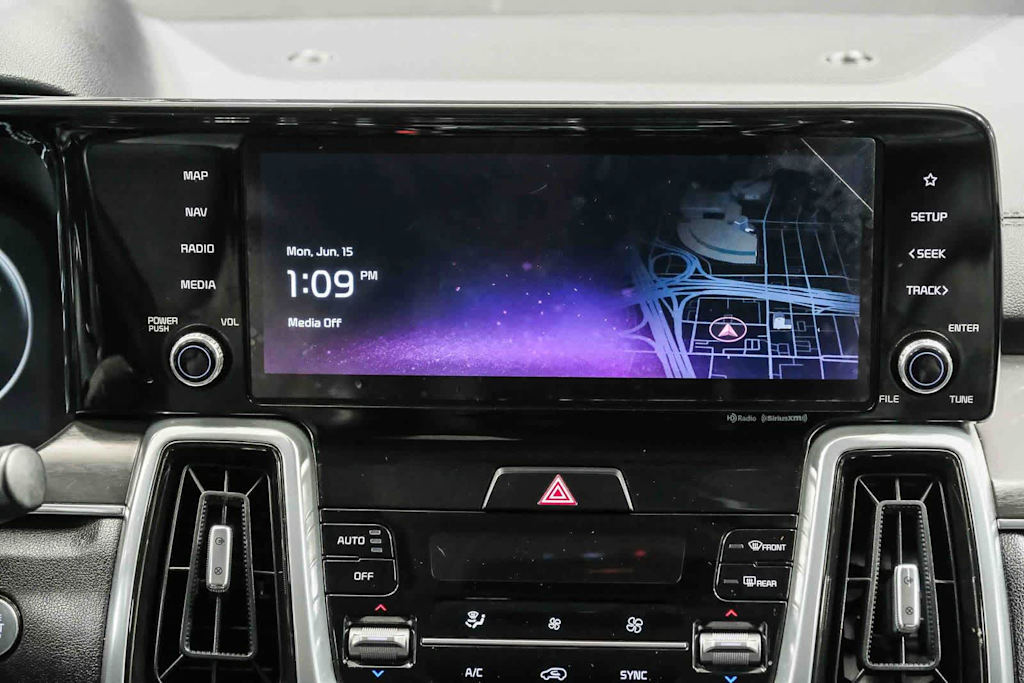 Thumbnail: 2023 Kia Sorento - 25