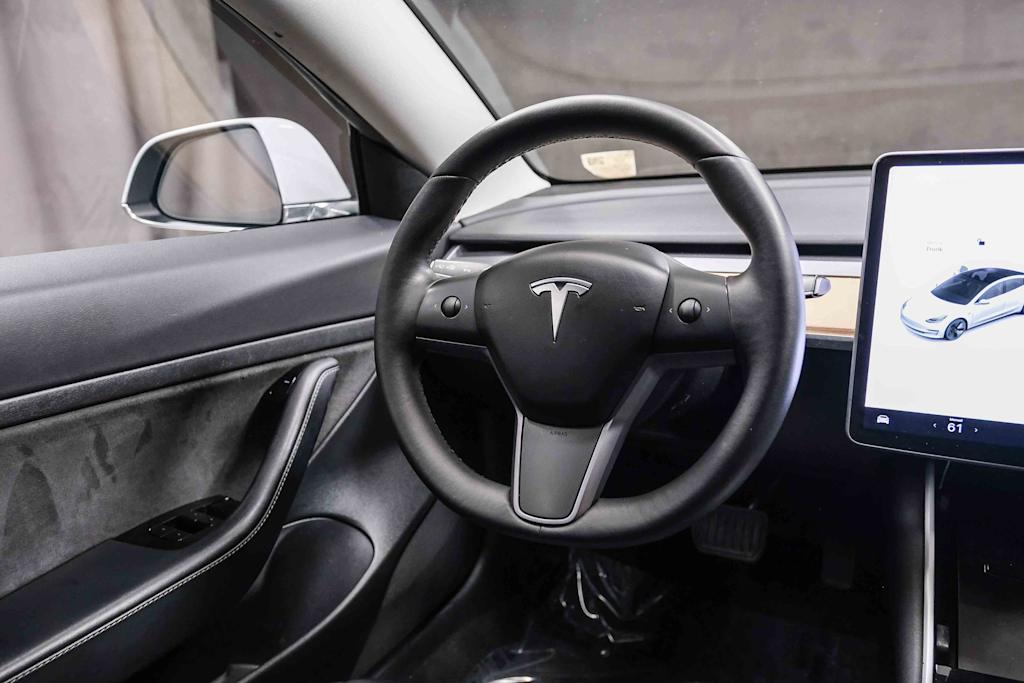 Thumbnail: 2020 Tesla Model 3 - 10