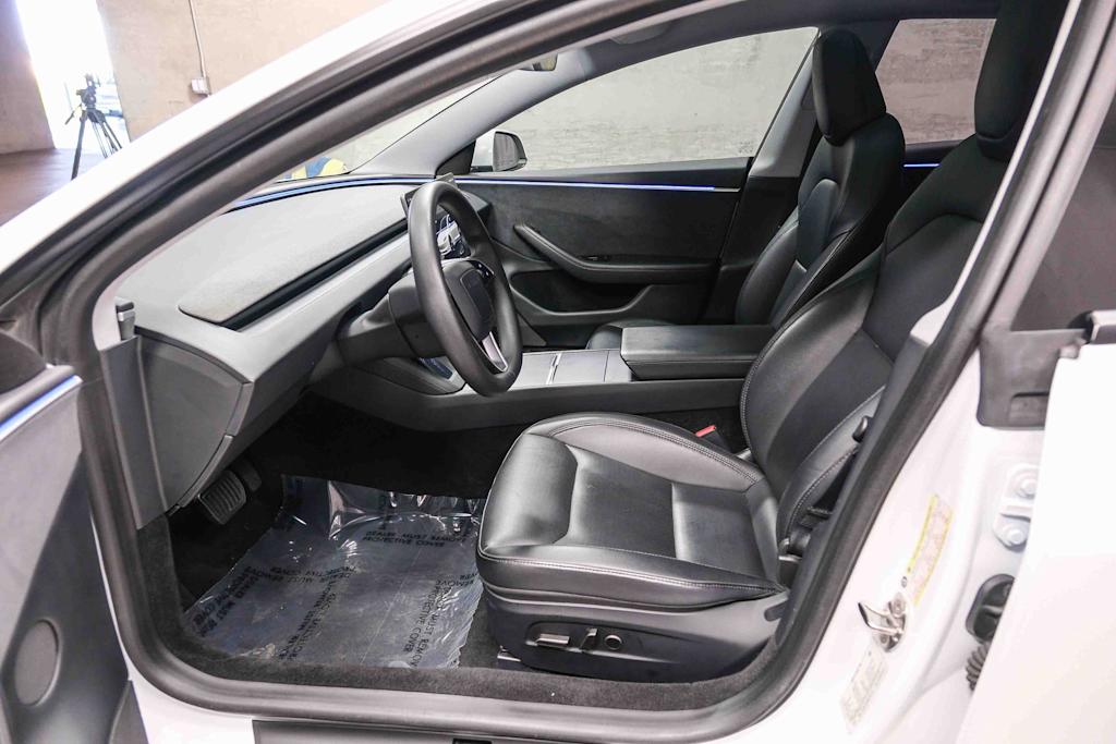 Thumbnail: 2024 Tesla Model 3 - 10
