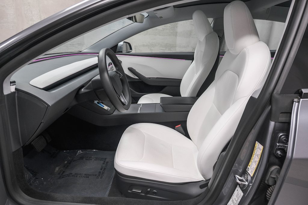 Thumbnail: 2024 Tesla Model 3 - 10