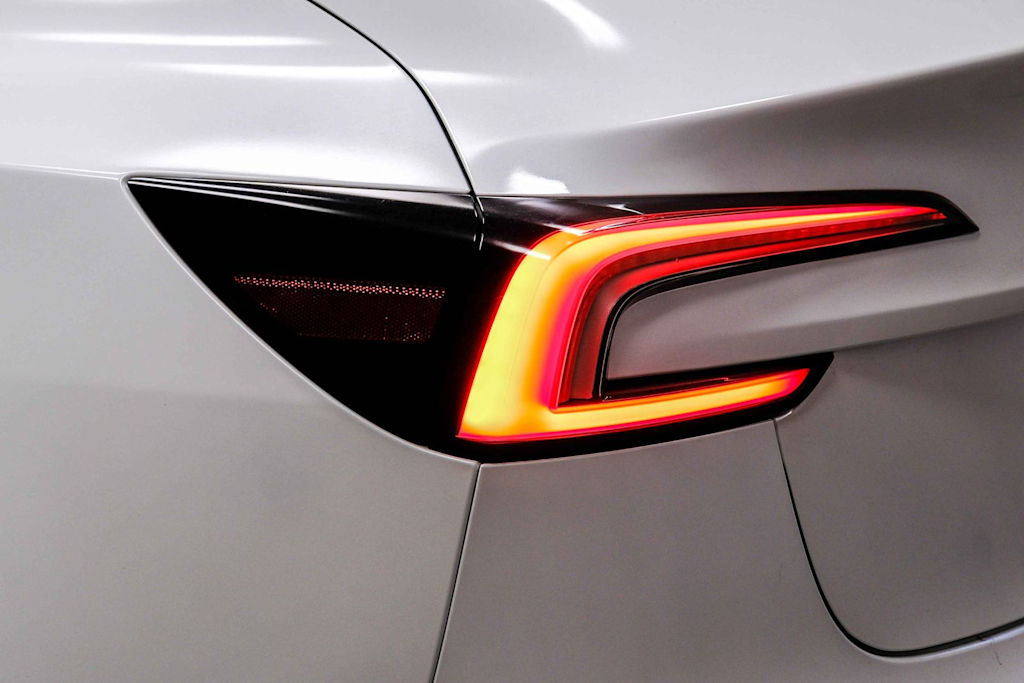 Thumbnail: 2024 Tesla Model 3 - 16