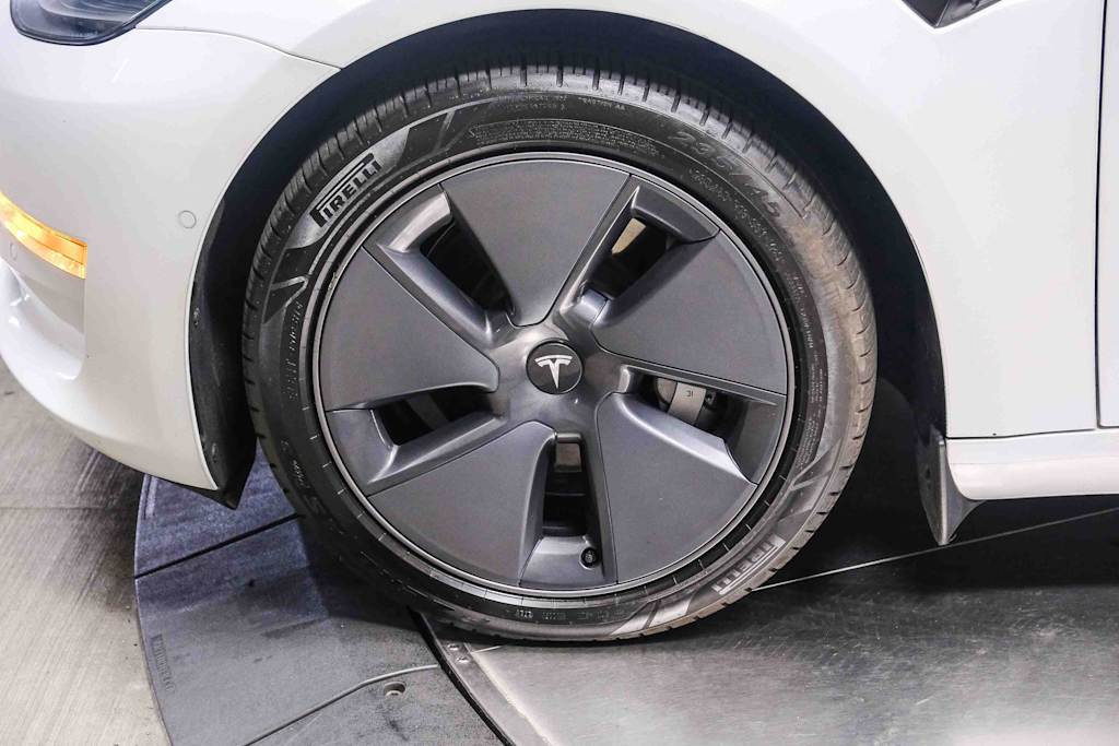 Thumbnail: 2021 Tesla Model 3 - 18