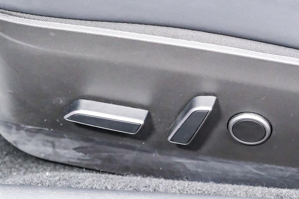 Thumbnail: 2023 Tesla Model 3 - 25